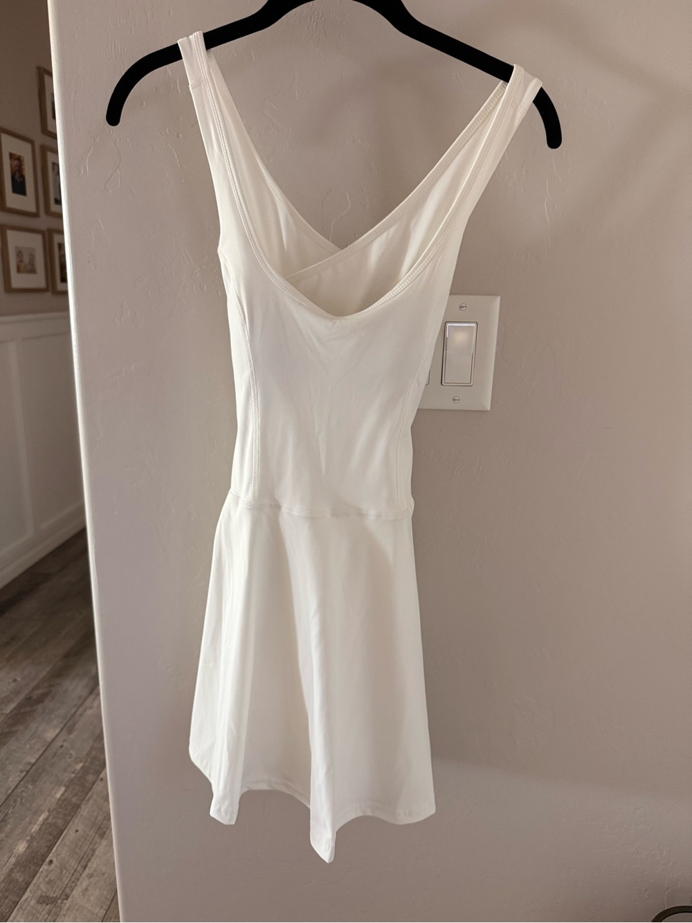 Gianni Bini Women’s White pickleball/ tennis athletic dress
